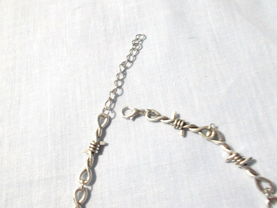 Barb Wire Barbed Wire Twist Chain Necklace 19.5 Inches with 2 Inch Extender Item image 3