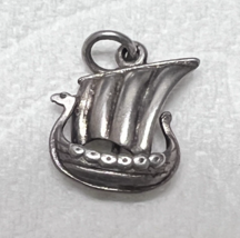 Vintage Sterling Silver Vike Ship Charm Great Details 5/8 x 5/8&quot; - $368.76 MXN