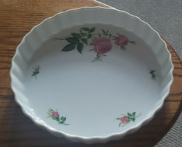 Quiche Dish 9 1/2&quot; Roses White Christine Holm Beautiful Collection Nice Brunch - £15.97 GBP