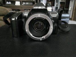Minolta Maxxum 3000i SLR 35mm Camera &amp; Vivitar Series 1 Lens - £23.73 GBP