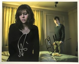 Nicola Peltz &amp; Freddie Highmore Signed Autographed &quot;Bates Motel&quot; Glossy 8x10 Pho - £63.19 GBP