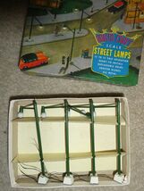 Vintage HO Scale Aristocraft Street Lamps Set of 4 Boulevard #5 OB - $18.81