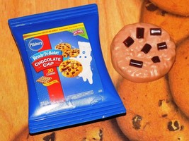 Pillsbury Dough Boy Chocolate Chip Cookie Mix Play Food Lot kids baking set RARE - £11.68 GBP