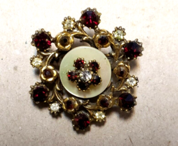 Vintage 1950&#39;s Mod style Brooch, Garnets, Clear Crystals, Mother Of Pearl, Mid C - £87.38 GBP