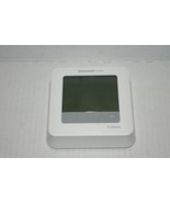 Honeywell TH6210U2001 U T6 Pro Programmable Thermostat 2 Heat 1 Cool - $34.71 CAD