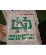 UND FIGHTING SIOUX university of north dakota hanging vinyl sign  - $1,691.61 MXN