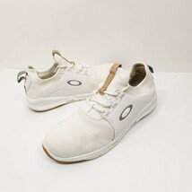 Oakley EVZero Dry White Knit Athletic Shoes Men Size 8 - $22.49