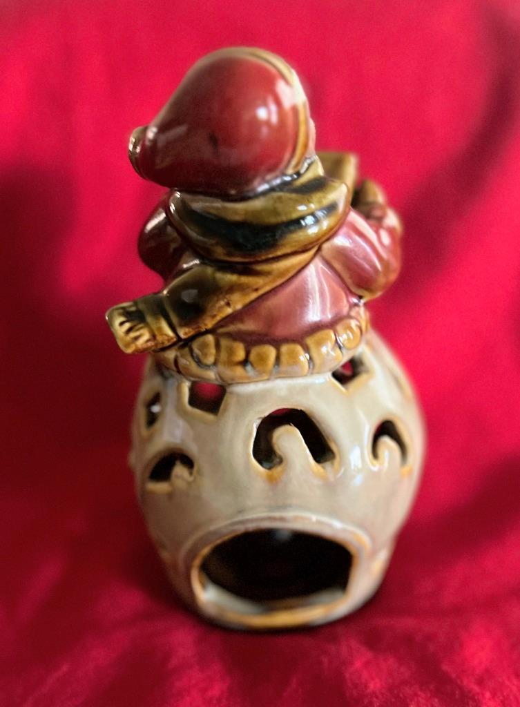 Vintage 1990’s Kirkland’s Ceramic Snowman Caroler Tea Light Holder 6.5" Tall Item image 2
