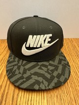 Unique Nike Hat - £17.20 GBP