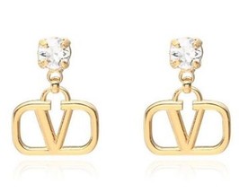 Swarovski Crystal Letter V Drop Dangle Earrings Paris Luxury Designer Ami C Wang - $3.99