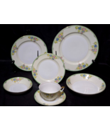 Vintage MEITO ISABELLA 27 Piece China Set - Service For 4 - Japan, Circa... - $210.71 CAD