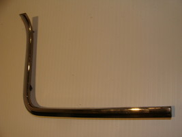 1968 Chrysler 300 Rh Fender Trim Oem New Yorker Newport #2582566 - £112.99 GBP