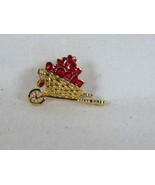 Vintage AVON 1994 &quot;Garden of Love&quot; Brooch Pin Red Enamel Hearts Goldtone - $129.70 MXN