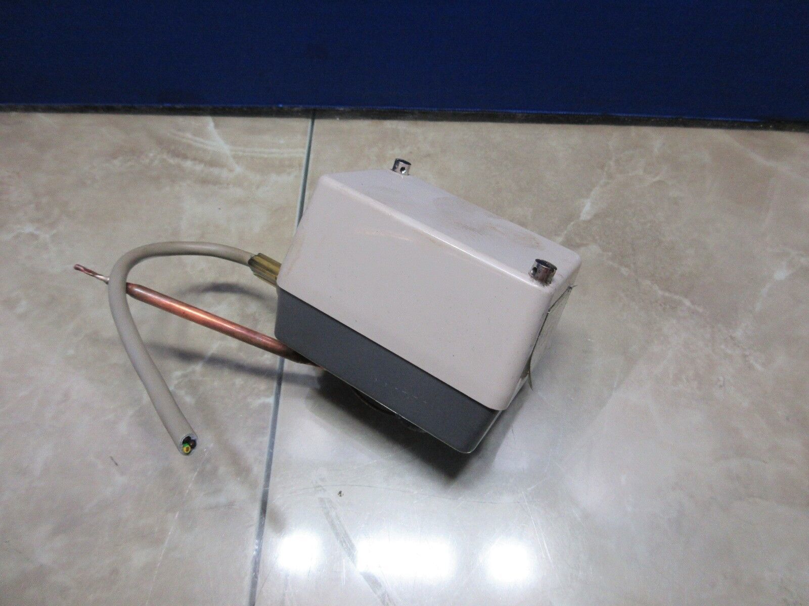 JUMO THERMOSTAT UNIT ATH-2 CNC MOUNTING - $57.61