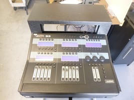Jands Vista S3 Lighting Console with R&amp;R Cases Rack - $33,874.36 MXN