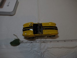 Kinsmart 1965 Shelby Cobra car 427 yellow pull back diecast 1:32 5322/4D... - $25.73