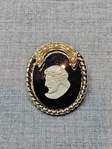 Victorian Costume Jewelry Oval Pin/Brooch, Gold Tone 1.25&#39;&#39; Diameter Vin... - $14.05 CAD