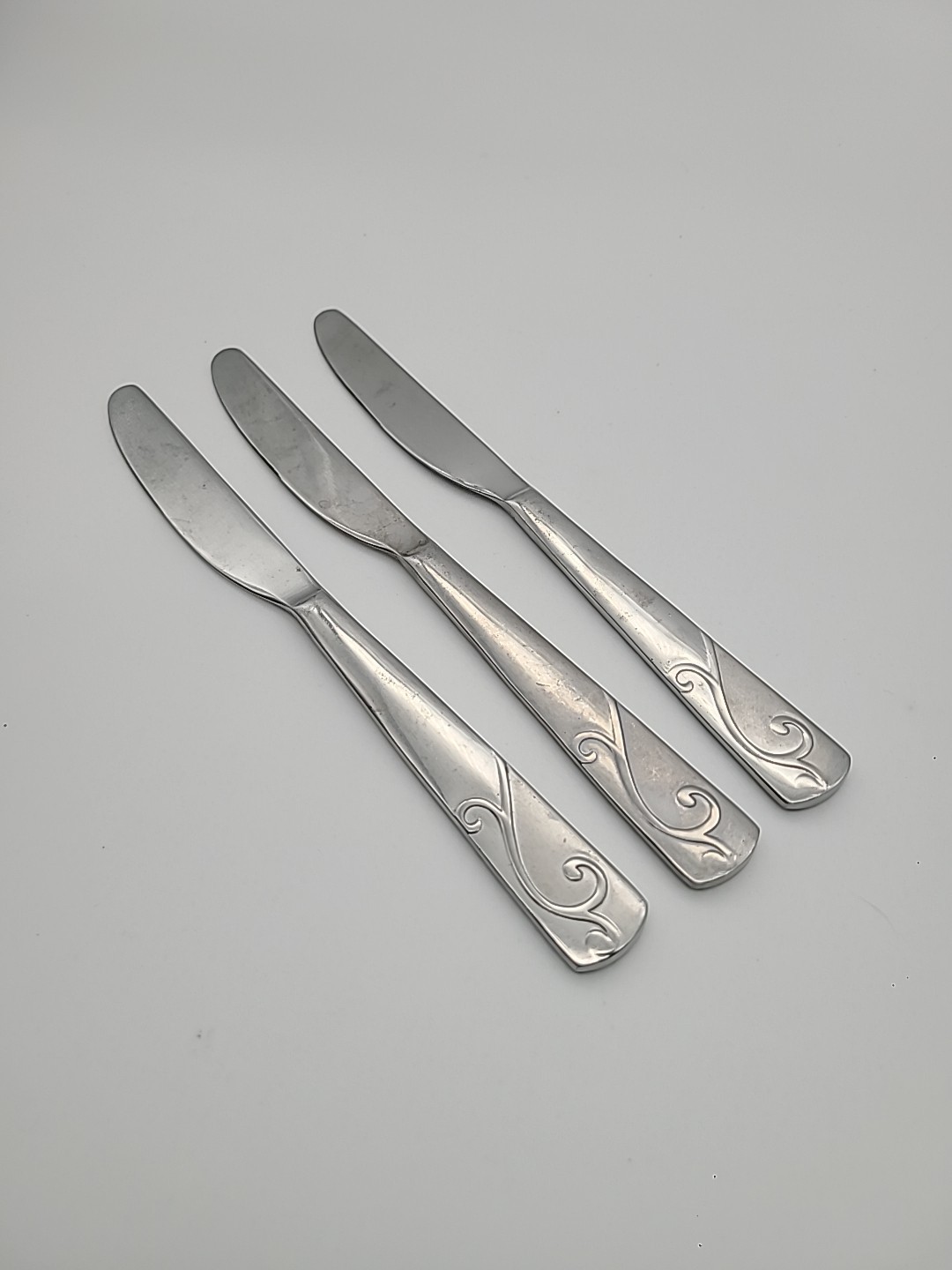 Cambridge Stainless Retired Tula Frost Modern Solid Dinner Knife - Set of 3 - $12.46