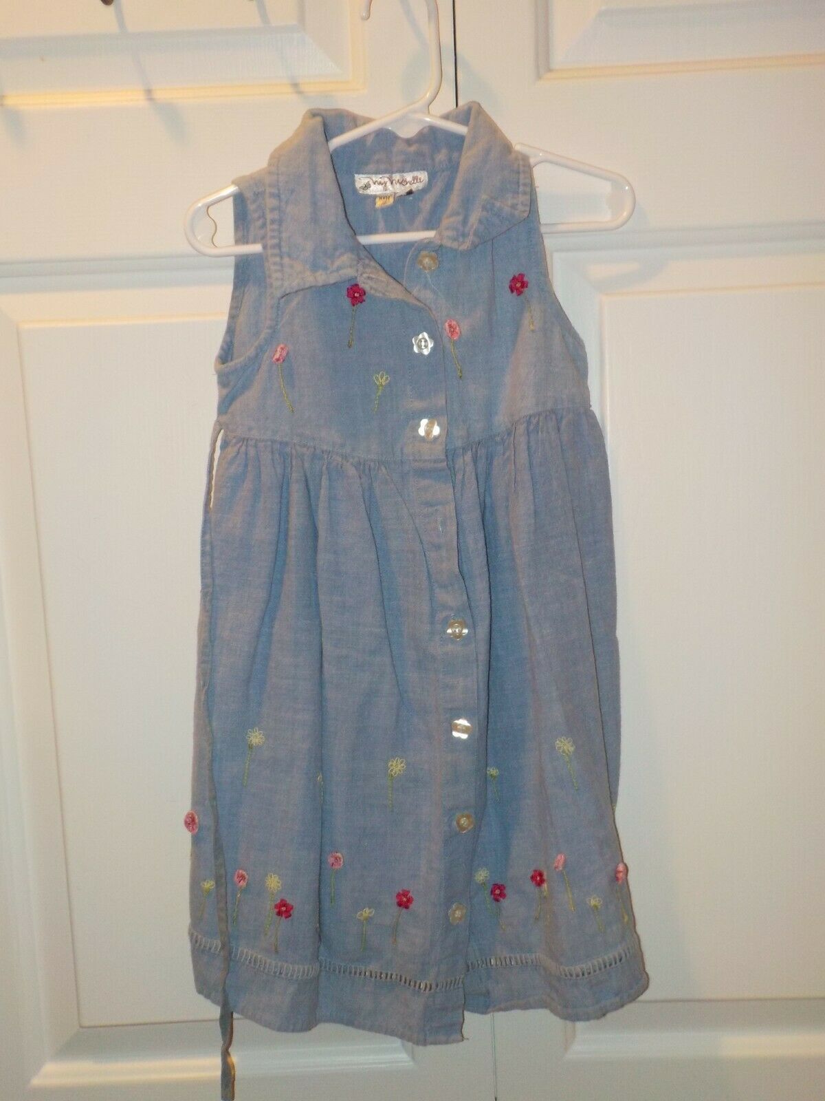 My Michelle Girls Sz 5 Sleeveless blue dress, embroidered flowers, butto... - $3.96