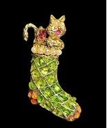 Signed SWOBODA Cat Christmas Stocking Pin Brooch Natural Peridot Ruby Go... - €67,99 EUR