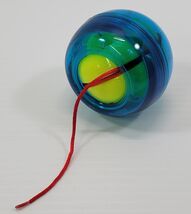 *B5) Dynaflex Gyro Ball Hand Forearm Wrist Exerciser Strength Builder - $14.84