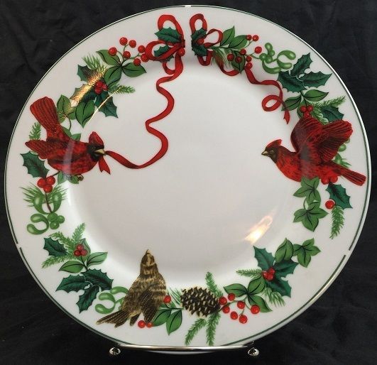 Royal Norfolk Cardinal Christmas Dinner Plate Red Ribbon Holly & Berries - $18.69