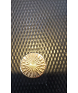 Vintge 1960's 70's Carvelle Rotondo Custodia Orologio Fondo Metallo Oro ... - $30.38