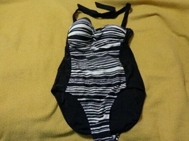 Merona  Women Swimsuit Black White Stripe 12 Medium - £8.15 GBP