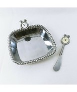 Dip Bowl and Spreader Set Metal Initial Letter V Silver Mudpie 2009 - £29.72 GBP