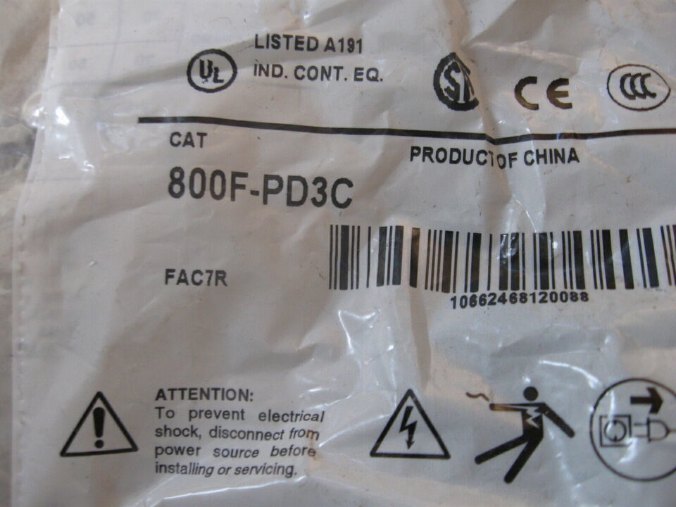 NEW LOT of 4  Allen Bradley Voltage Module w/ light bulb &amp; latch  # 800F... - $22.79