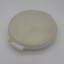 Tupperware Vintage White Suzette Divided Relish Serving Tray #608 w/ Lid... - $184.50 MXN
