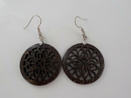 Coconut Shell Round Earrings Brown Floral Carved Drop Dangle Natural Jewelry - £6.28 GBP