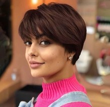 QUEENTAS Short Brown Wig Pixie Cut Wig with Bangs Pixie Layered Short Hair Wig - £17.20 GBP