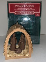 Hallmark Ornament Nativity Christmas Miniature Nativity Scene  - £18.74 GBP