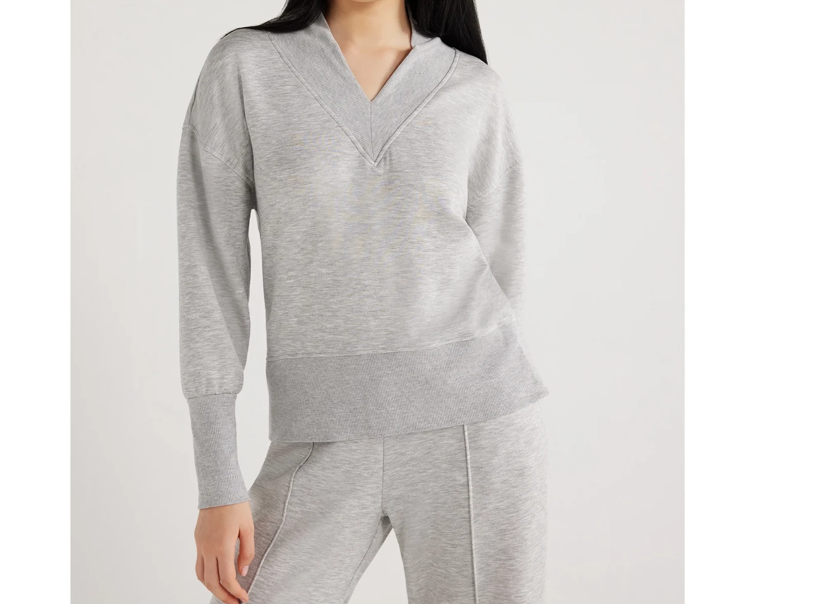 Scoop Women&#39;s Ultimate Scubaknit V-Neck Sweatshirt (large 12-14) - $294.28 MXN