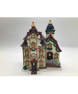 LIGHT UP Victorian CERAMIC CHRISTMAS INN - $218.07 MXN