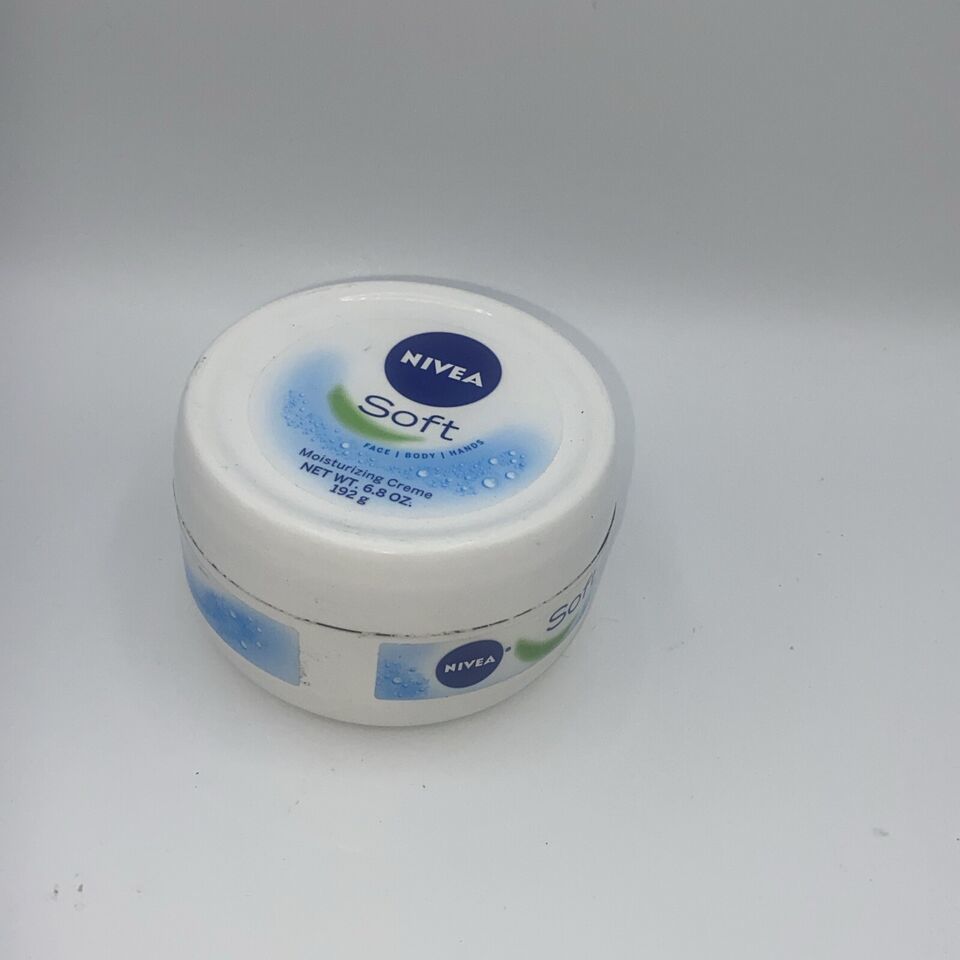 New Nivea Soft Moisturizing Cream - 6.8 oz - £5.43 GBP