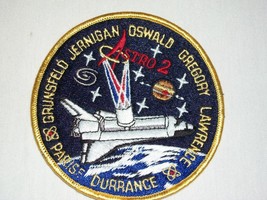 Space Shuttle Endeavor Flight 68 Astro 2 Round Embroidered Patch Nasa Crew - £10.27 GBP