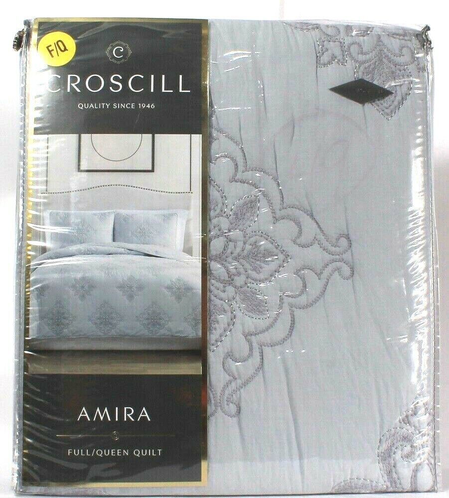 1 Count Croscill Amira Soft Blue Full/Queen Quilt 90 In X 90 In 100% Cotton - £107.90 GBP