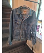 Vintage Hard Rock Cafe Cancun Denim Trucker Jacket Embroidered Size Large - $81.17 CAD