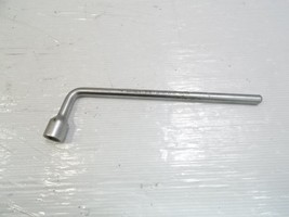 Mercedes W209 CLK55 wrench lug nut tool 17mm, 2215810001 - $339.06 MXN