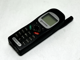 Kyocera QCP-2035 Cell Phone - Vintage Collector - $13.85