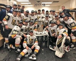 2017-18 VEGAS GOLDEN KNIGHTS 8X10 TEAM PHOTO HOCKEY PICTURE NHL - $4.94