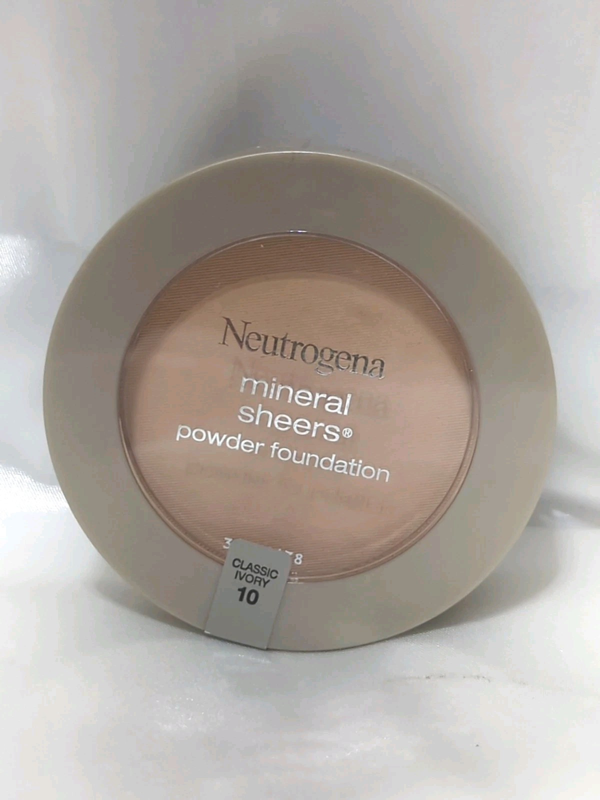 Neutrogena Mineral Sheers Powder Foundation, Classic Ivory 10, 0.34 oz.. - $15.99