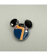 Disney Pin Star Tours Cast Member Costume Mickey Mouse Icon Hidden Mickey - $101.37 MXN