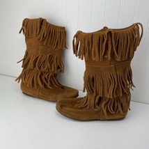 Minnetonka Women&#39;s Size 8 US Moccasin High 3 Layer Brown Suede Fringe Boots 1632 - £24.04 GBP