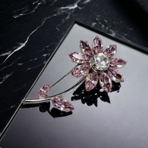 Swarovski Large 3&quot; Silver Tone Pink Clear Crystal Daisy Flower Brooch Statement - £95.58 GBP