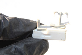 2003-2008 INFINITI FX35 SEAT BELT BUCKLE K612 image 4