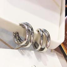 Geometric Round Hoop Earrings | Twist Hoop Earrings | Minimalist Earrings | Chun - £9.55 GBP