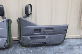 Chrysler Jeep Wrangler TJ / LJ  Half Door Set L&R FORIDA CAR NO RUST 96-05 image 7